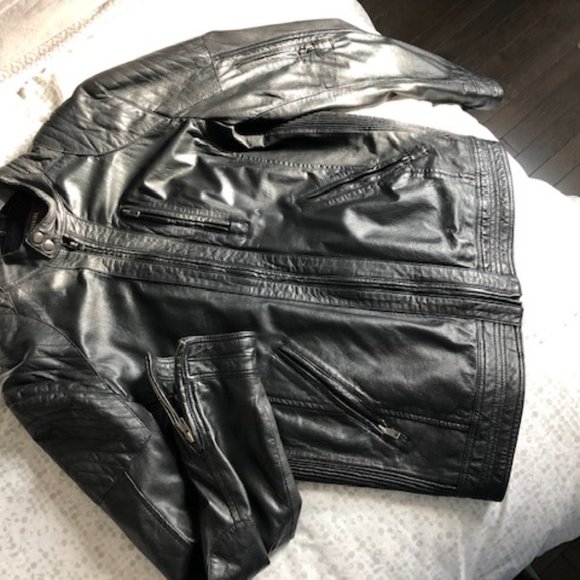 Danier Men's soft lamb leather jacket - Picture 3 of 9